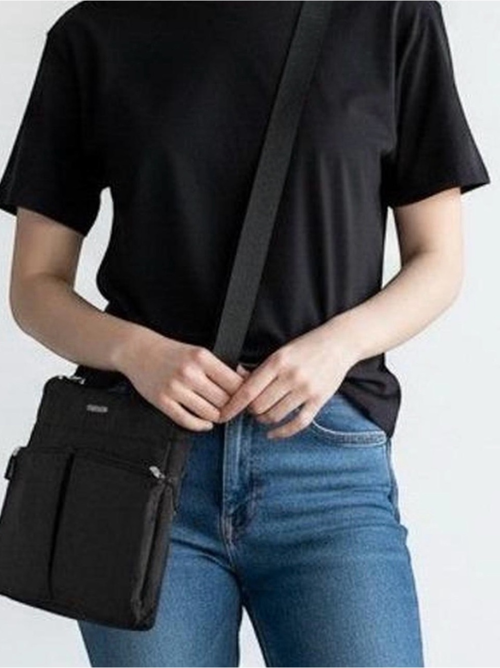 Baggallini Black Nylon Crossbody Messenger Bag Adjustable Strap - Picture 5 of 5